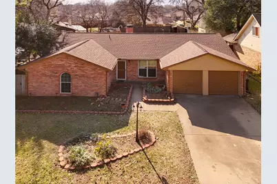 1702 Westover Drive, Arlington, TX 76015 - Photo 2