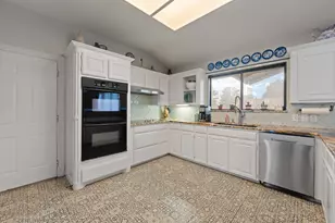 1206 Honeysuckle Dr, Keene, TX 76059 - Photo 16