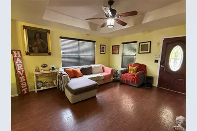 2711 Lucile Herrin, Dallas, TX 75227 - Photo 2