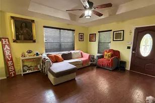 2711 Lucile Herrin, Dallas, TX 75227 - Photo 2