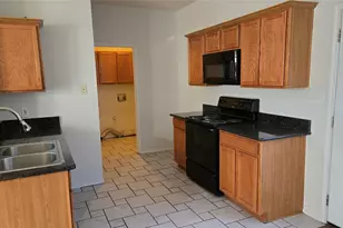 18064 Kelly Blvd, Carrollton, TX 75287 - Photo 6