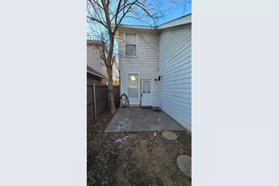 18064 Kelly Blvd, Carrollton, TX 75287 - Photo 2