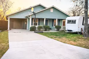 307 S New Mexico St, Celina, TX 75009 - Photo 1