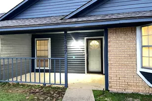 1337 Woodhill Dr, Lewisville, TX 75067 - Photo 2