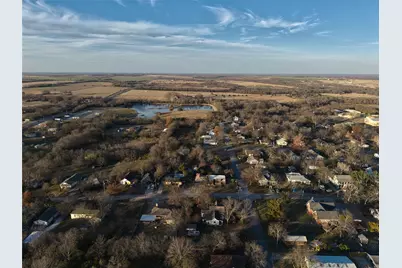 411 W Elm Street, Whitewright, TX 75491 - Photo 26