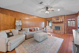 1109 Lena St, Cleburne, TX 76033 - Photo 6