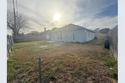 6005 Meadowdale Road, Arlington, TX 76017 - Photo 20