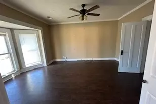 611 Chestnut St, Bonham, TX 75418 - Photo 4