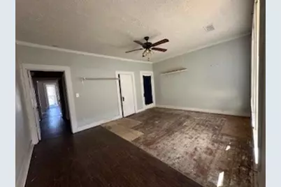 611 Chestnut Street, Bonham, TX 75418 - Photo 8