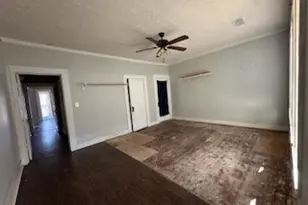 611 Chestnut St, Bonham, TX 75418 - Photo 8