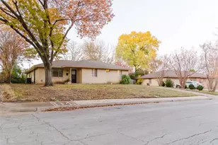 317 Willow Wood Ln, DeSoto, TX 75115 - Photo 16