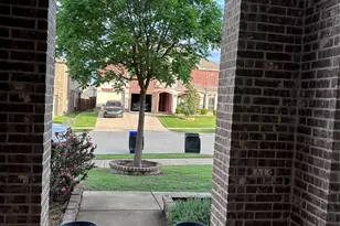 912 Foxtail Dr, Mansfield, TX 76063 - Photo 2