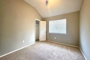 5210 Cornvalley Dr, Arlington, TX 76017 - Photo 10