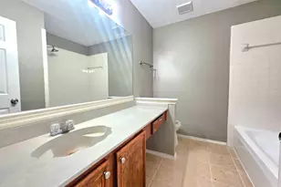 5210 Cornvalley Dr, Arlington, TX 76017 - Photo 14