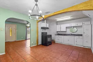 107 Rogers, Arlington, TX 76011 - Photo 8