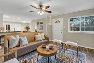 1009 Russell Rd, Everman, TX 76140 - Photo 4