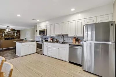 1009 Russell Road, Everman, TX 76140 - Photo 6