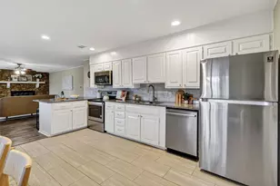 1009 Russell Rd, Everman, TX 76140 - Photo 6