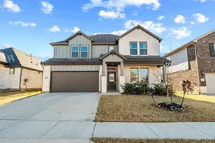 2417 Mankato Dr, Fort Worth, TX 76179 - Photo 2