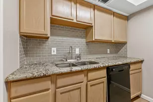 708 Baruna Cir, Garland, TX 75043 - Photo 12