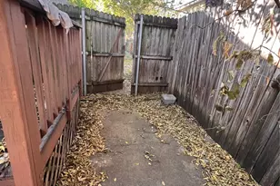 906 Eli Ave, Dallas, TX 75211 - Photo 16