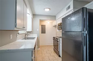 305 Cambridge Dr, Saginaw, TX 76179 - Photo 10