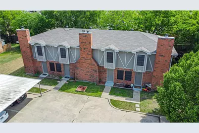 305 Cambridge Drive, Saginaw, TX 76179 - Photo 2