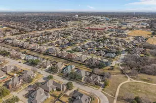 8300 Park Brook Dr, North Richland Hills, TX 76182 - Photo 38