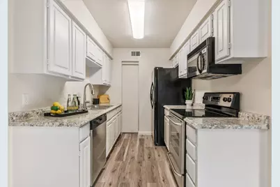 352 W Harwood Road #C, Hurst, TX 76054 - Photo 10