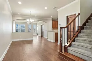 2607 Eagle Dr, Grapevine, TX 76051 - Photo 2