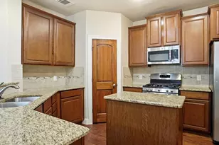 2607 Eagle Dr, Grapevine, TX 76051 - Photo 4