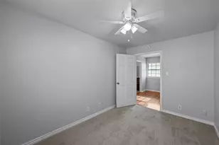 9101 Midway Dr, Woodway, TX 76712 - Photo 18