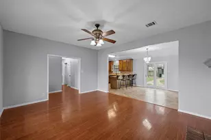 9101 Midway Dr, Woodway, TX 76712 - Photo 8