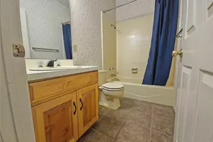 422 W Oak St, Weatherford, TX 76086 - Photo 26