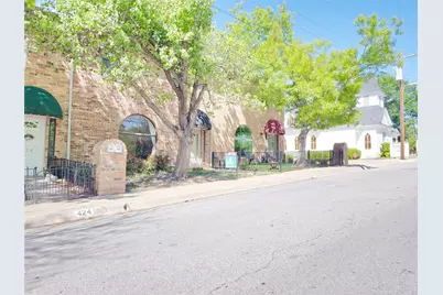 422 W Oak Street, Weatherford, TX 76086 - Photo 2