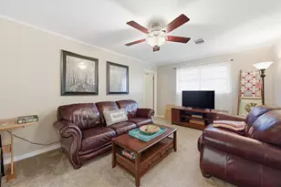 515 Pecan St, Collinsville, TX 76233 - Photo 26