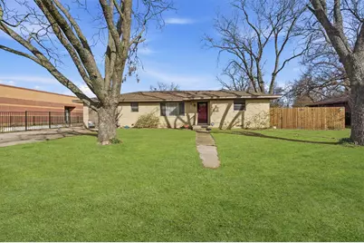 515 Pecan Street, Collinsville, TX 76233 - Photo 2