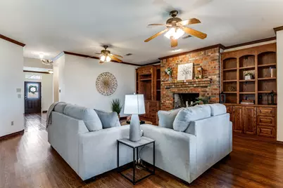 4402 Running Brook Drive, Rowlett, TX 75088 - Photo 8