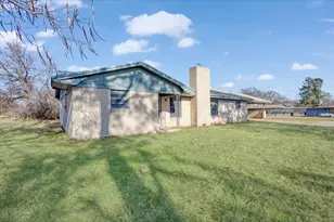 4970 Farm Road 79, Paris, TX 75460 - Photo 14