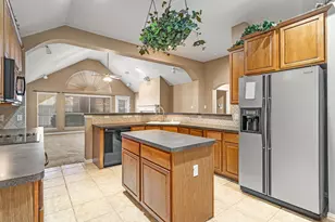 5404 Fairfax Ct, McKinney, TX 75072 - Photo 4