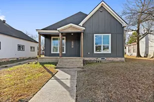 1279 Bonham St, Paris, TX 75460 - Photo 1