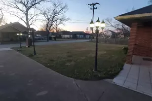 2517 Utilis St, Greenville, TX 75401 - Photo 4