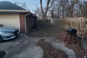 2517 Utilis St, Greenville, TX 75401 - Photo 12