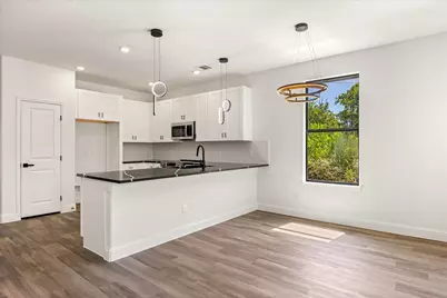 5915 Black Pine Circle, Granbury, TX 76048 - Photo 6