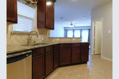 4145 Indian Run Drive, Carrollton, TX 75010 - Photo 10