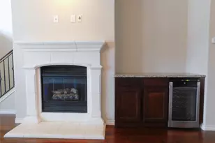 4145 Indian Run Dr, Carrollton, TX 75010 - Photo 8