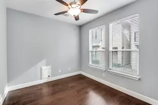 8233 Laflin Ln, Dallas, TX 75231 - Photo 4