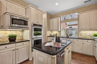 5537 Ash Creek Lane, Plano, TX 75093 - Photo 10