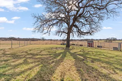 1366 Hcr 1414, Covington, TX 76636 - Photo 32