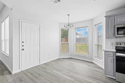 619 White Swan Drive, Arlington, TX 76002 - Photo 10